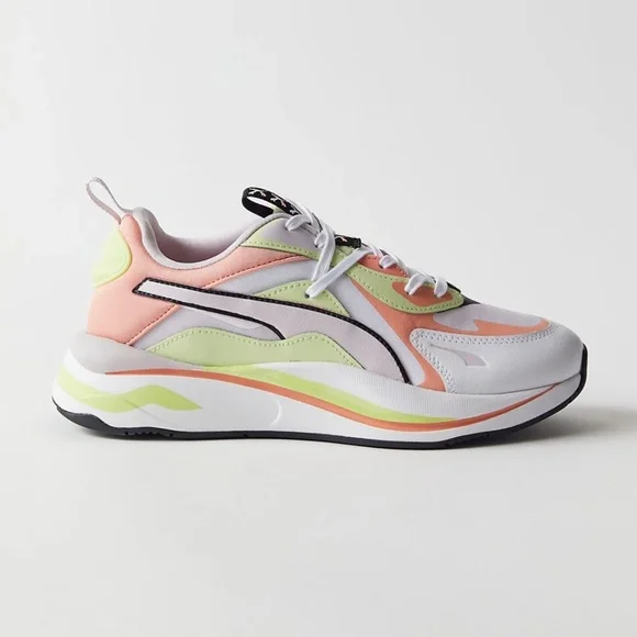 NEW Puma RS-Curve Mismatch Shoes in Fog Peach sz 6 - Picture 1 of 4